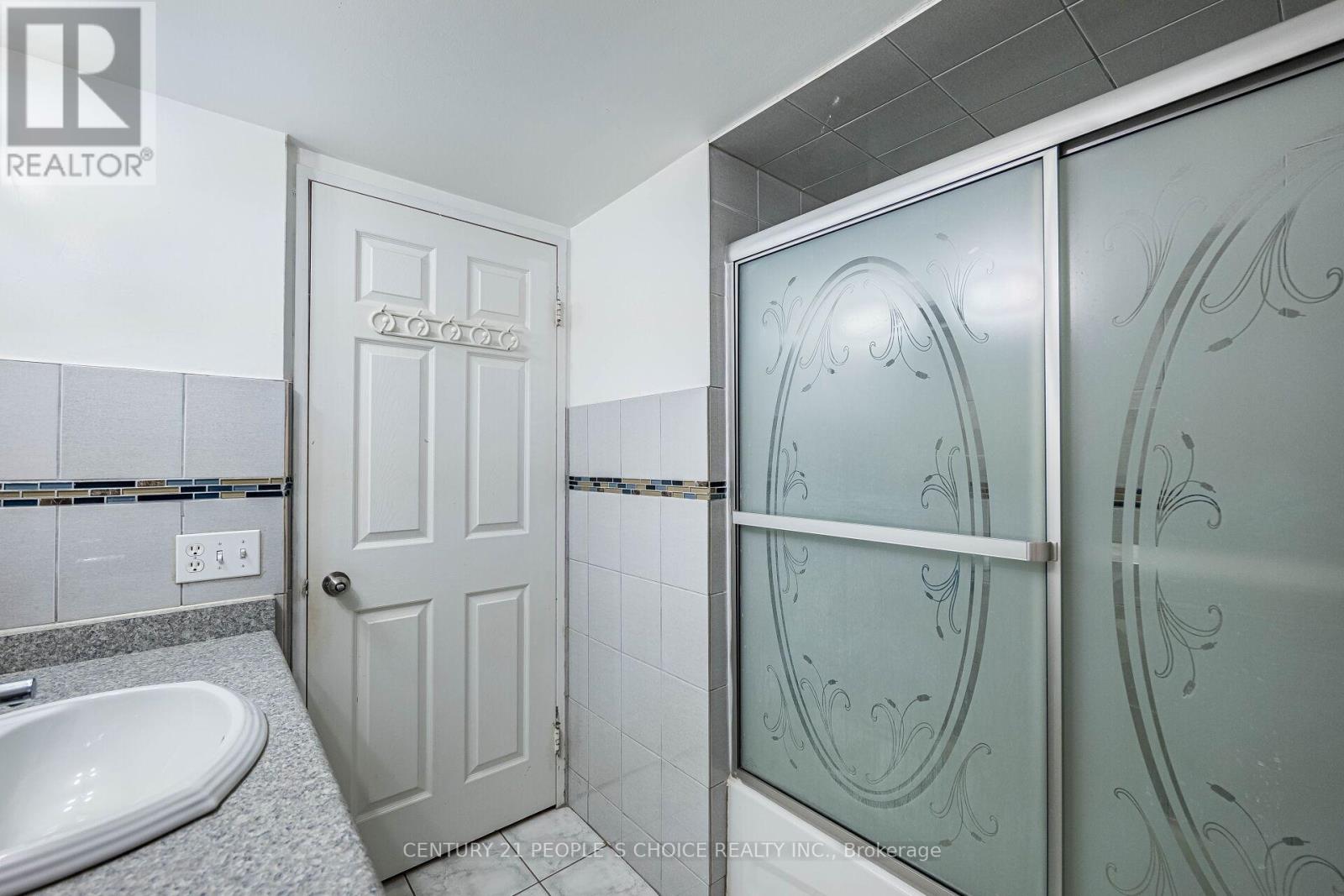 1602 - 195 Wynford Drive, Toronto, Ontario  M3C 3P3 - Photo 21 - C12578768