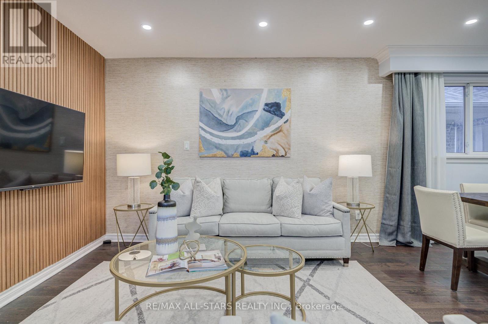 50 Mooregate Avenue, Toronto, Ontario  M1K 3V7 - Photo 10 - E12578664