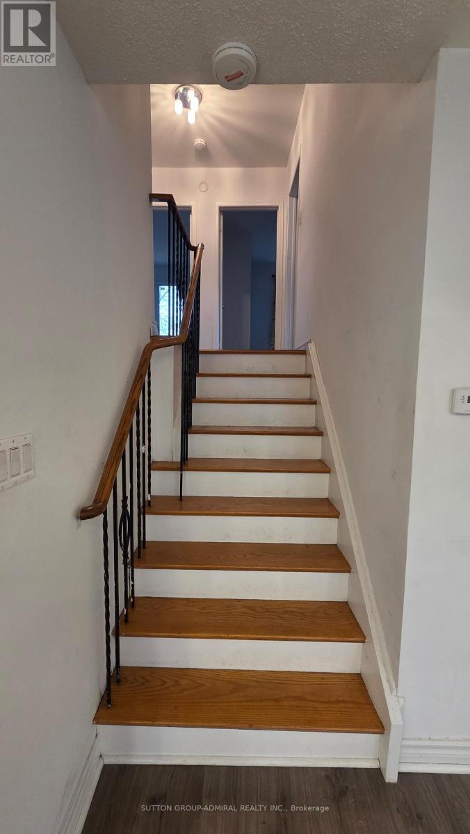 42 Donnacona Crescent, Toronto, Ontario  M1E 3P9 - Photo 6 - E12578706