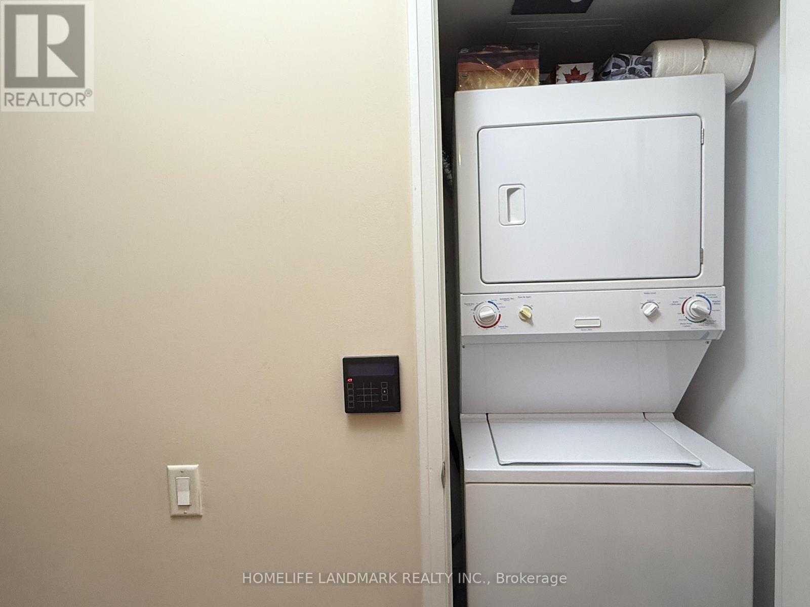 1406 - 21 Carlton Street, Toronto, Ontario  M5B 1L3 - Photo 8 - C12578174