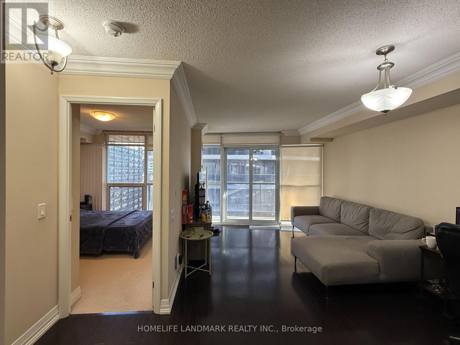 1406 - 21 Carlton Street, Toronto, Ontario  M5B 1L3 - Photo 11 - C12578174