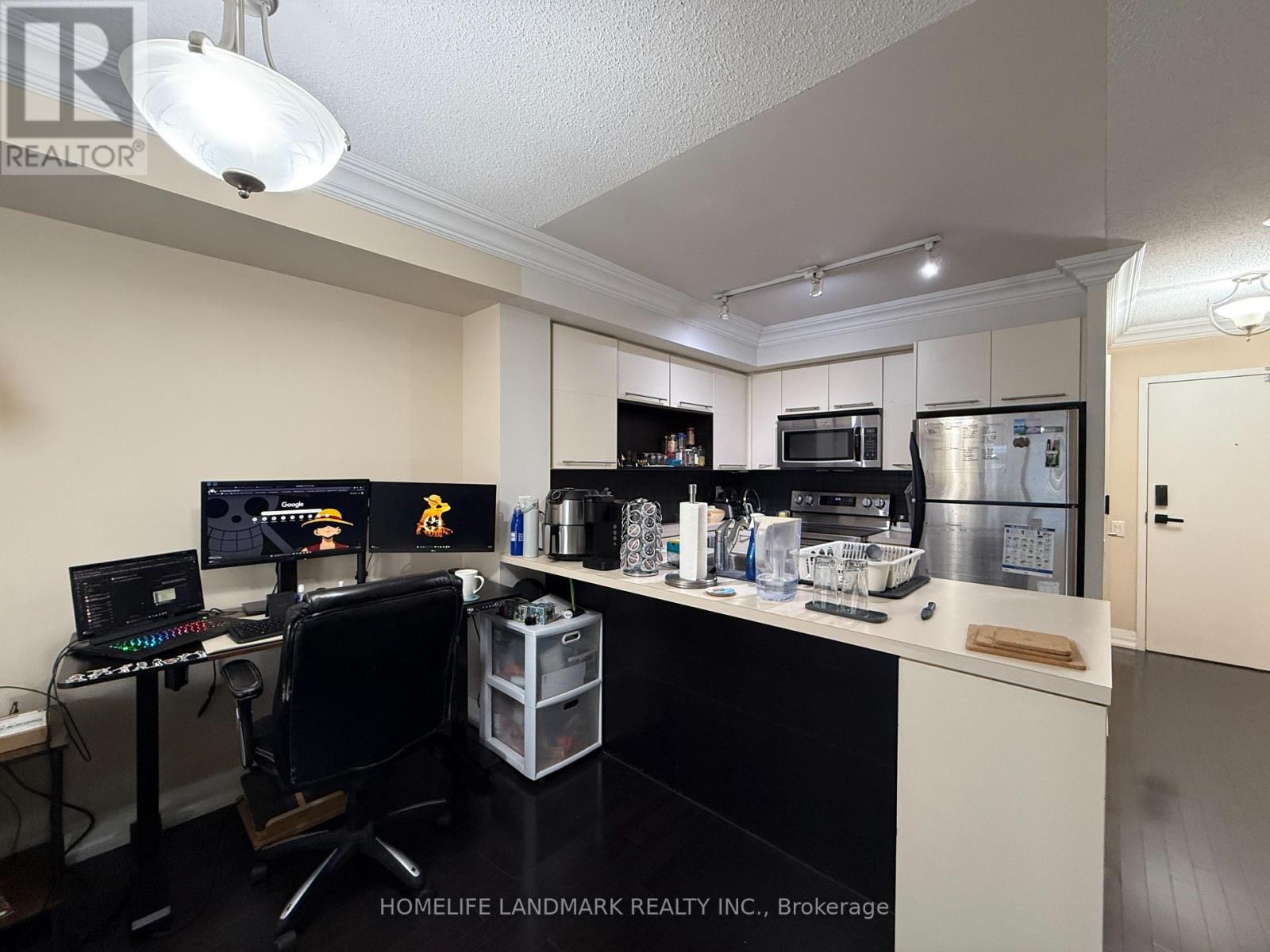 1406 - 21 Carlton Street, Toronto, Ontario  M5B 1L3 - Photo 5 - C12578174