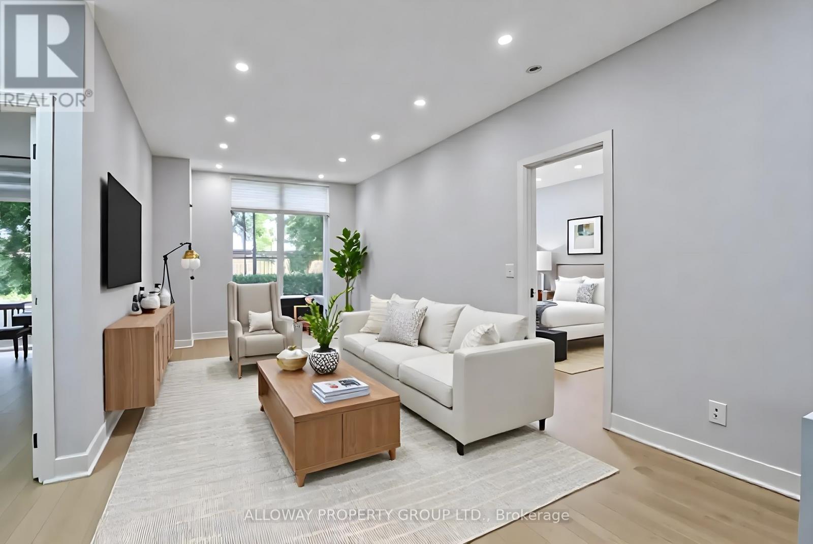 103 - 130 Pond Drive, Markham, Ontario  L3T 7W5 - Photo 4 - N12469305