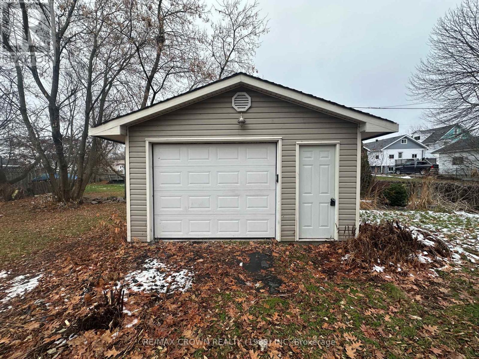 153 Sixth Avenue W, North Bay, Ontario  P1B 3P1 - Photo 6 - X12578882