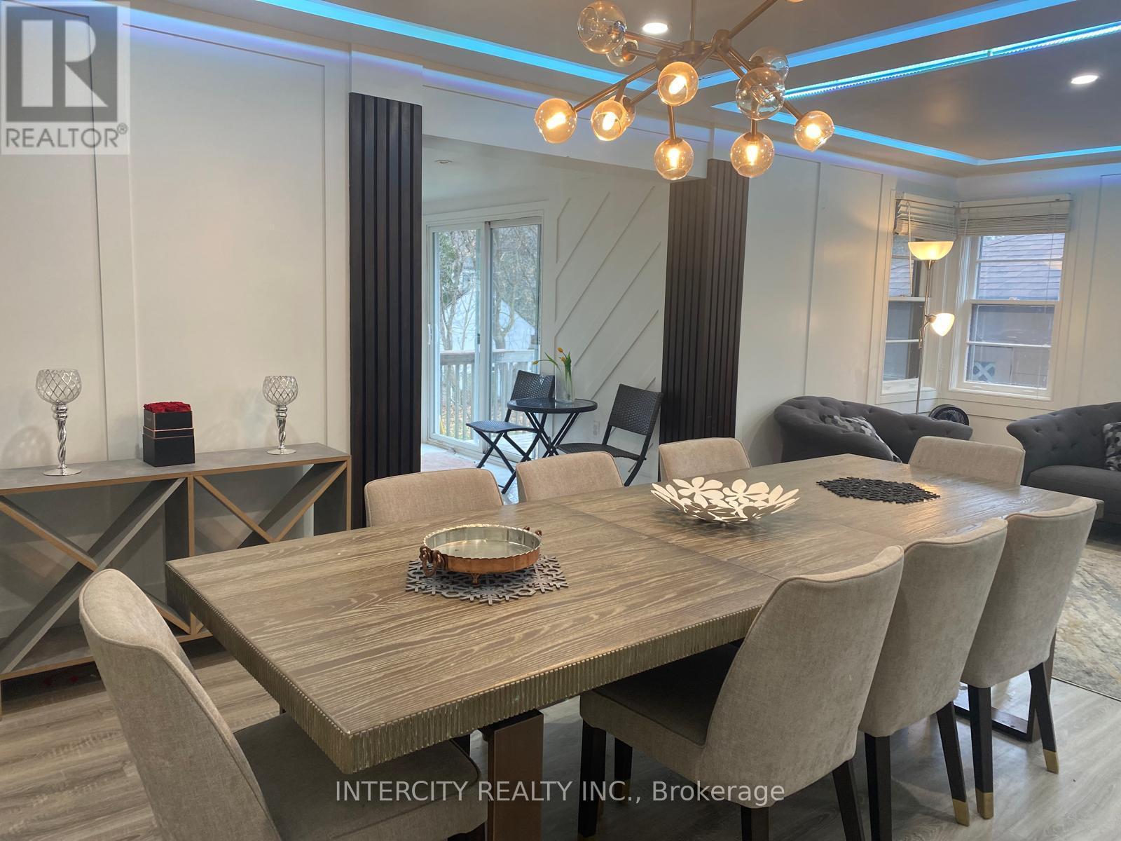 11 Morton Avenue, East Gwillimbury (Sharon), Ontario  L0G 1V0 - Photo 22 - N12578566