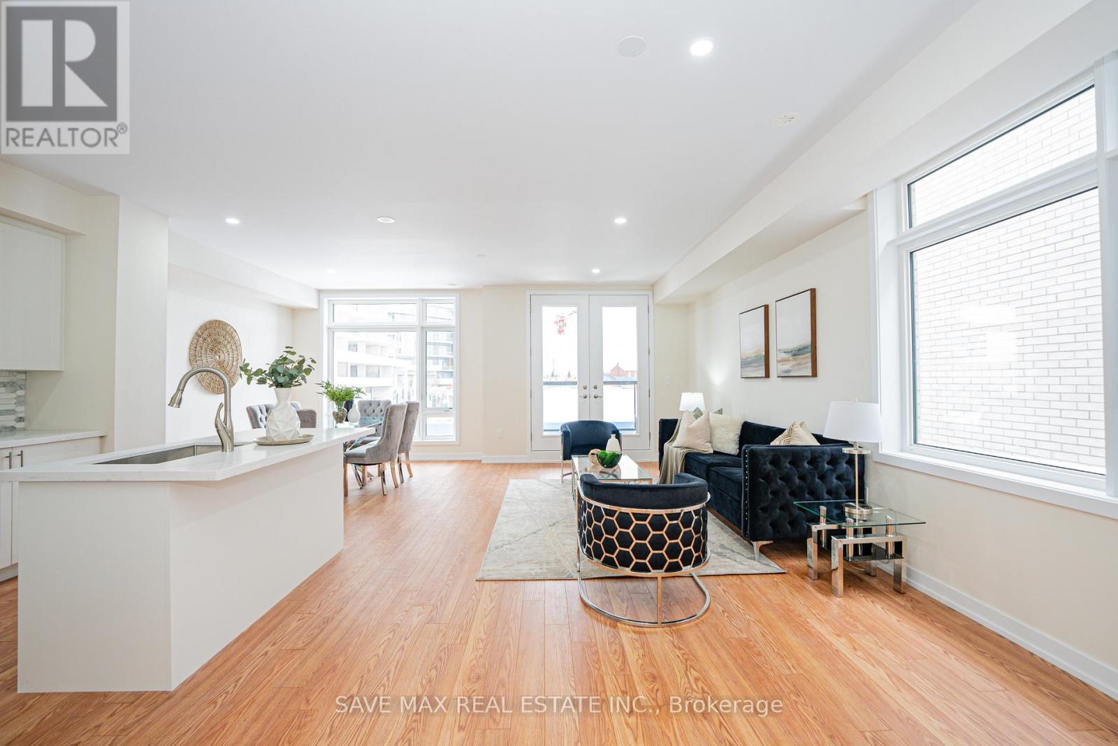 26 Dandara Gate, Vaughan, Ontario  L4L 1V8 - Photo 13 - N12578606