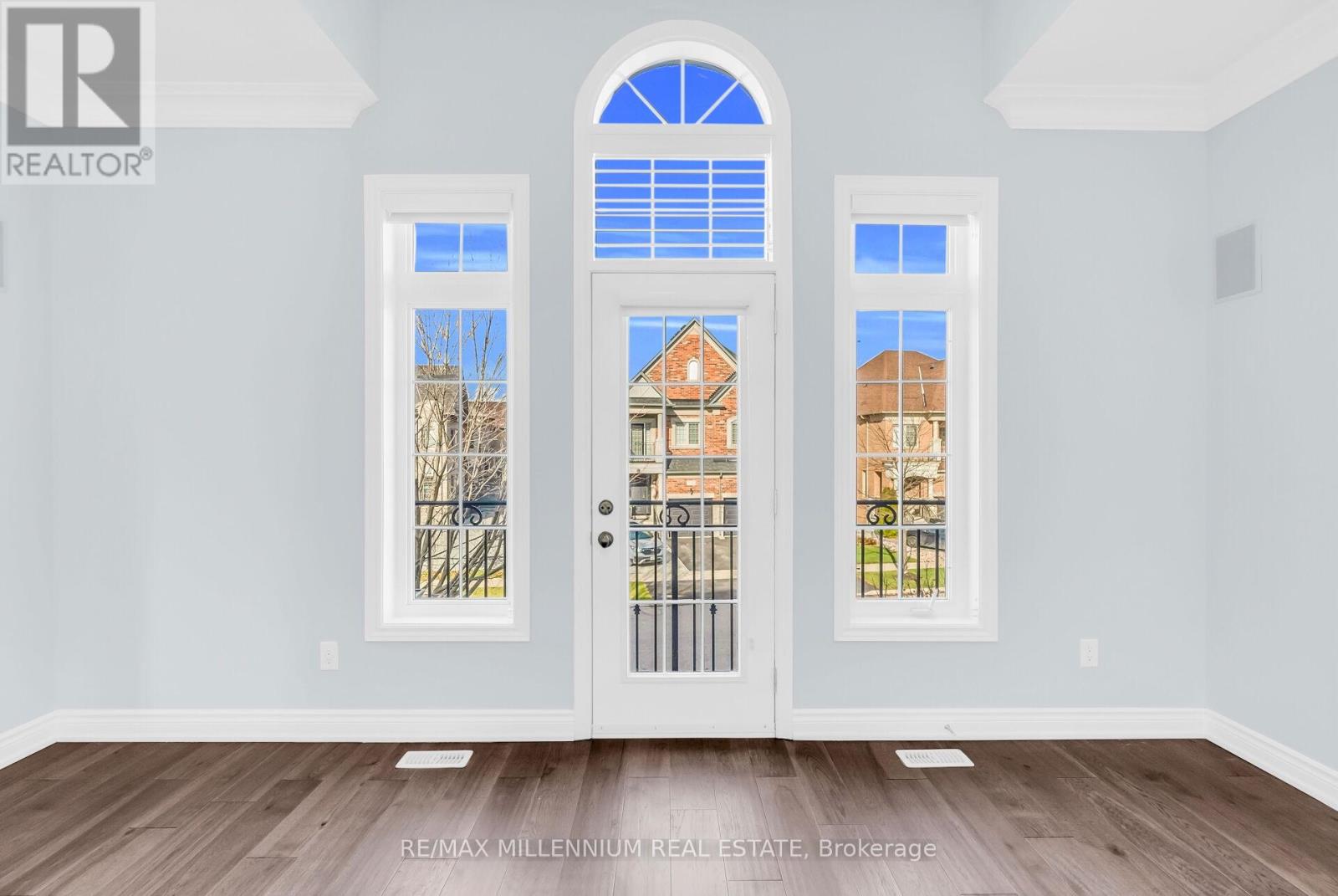 275 Hansard Drive, Vaughan, Ontario  L4H 0W3 - Photo 39 - N12578726