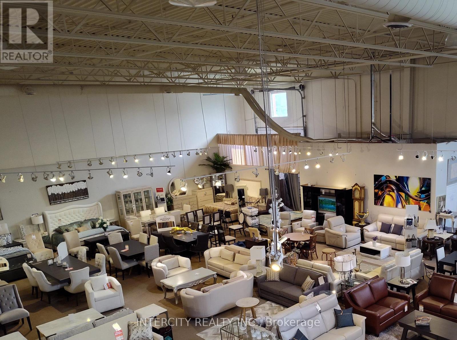 9 - 51 Jevlan Drive, Vaughan, Ontario  L4L 8C2 - Photo 2 - N12578794