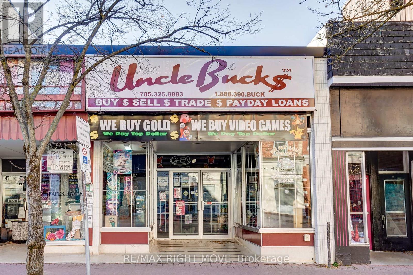 13 MISSISSAGA STREET E, Orillia, Ontario