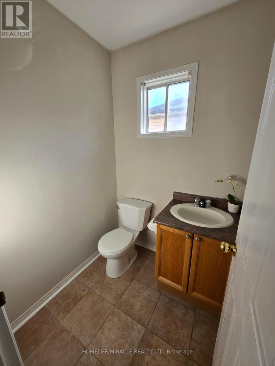 29 Nicholson Drive, Barrie, Ontario  L4N 8L7 - Photo 16 - S12578790