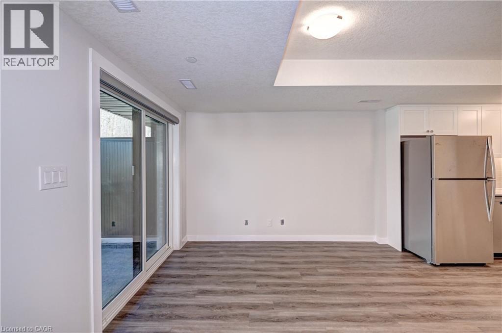118 Gravel Ridge Trail Unit# C17, Kitchener, Ontario N2E 0B8 - Photo 4 - 40789951