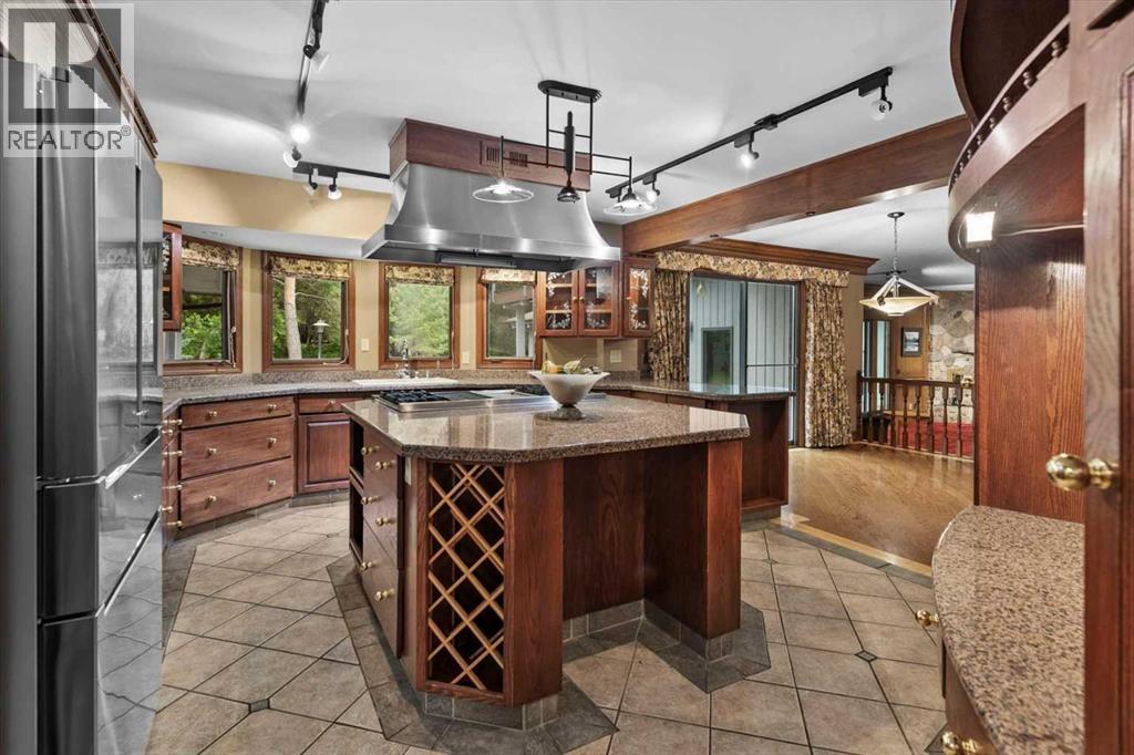 1521 92 Avenue Sw, Calgary, Alberta  T2V 5C9 - Photo 11 - A2254948