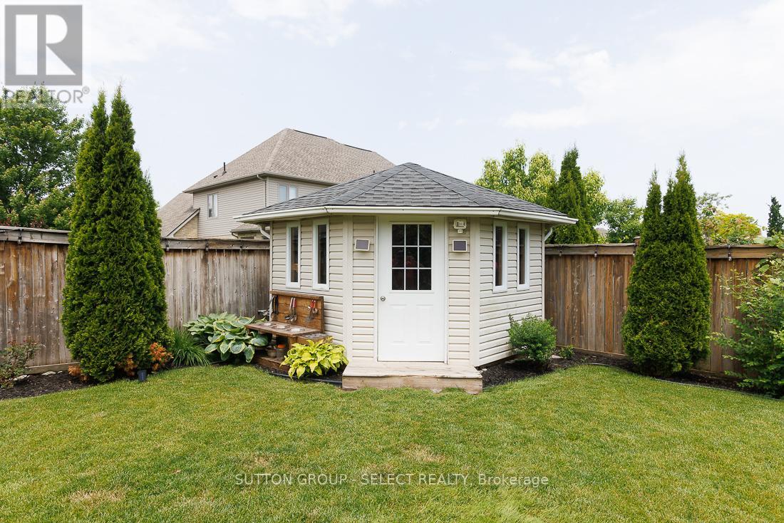 382 Plane Tree Drive, London North, Ontario  N6G 5J4 - Photo 35 - X12578870