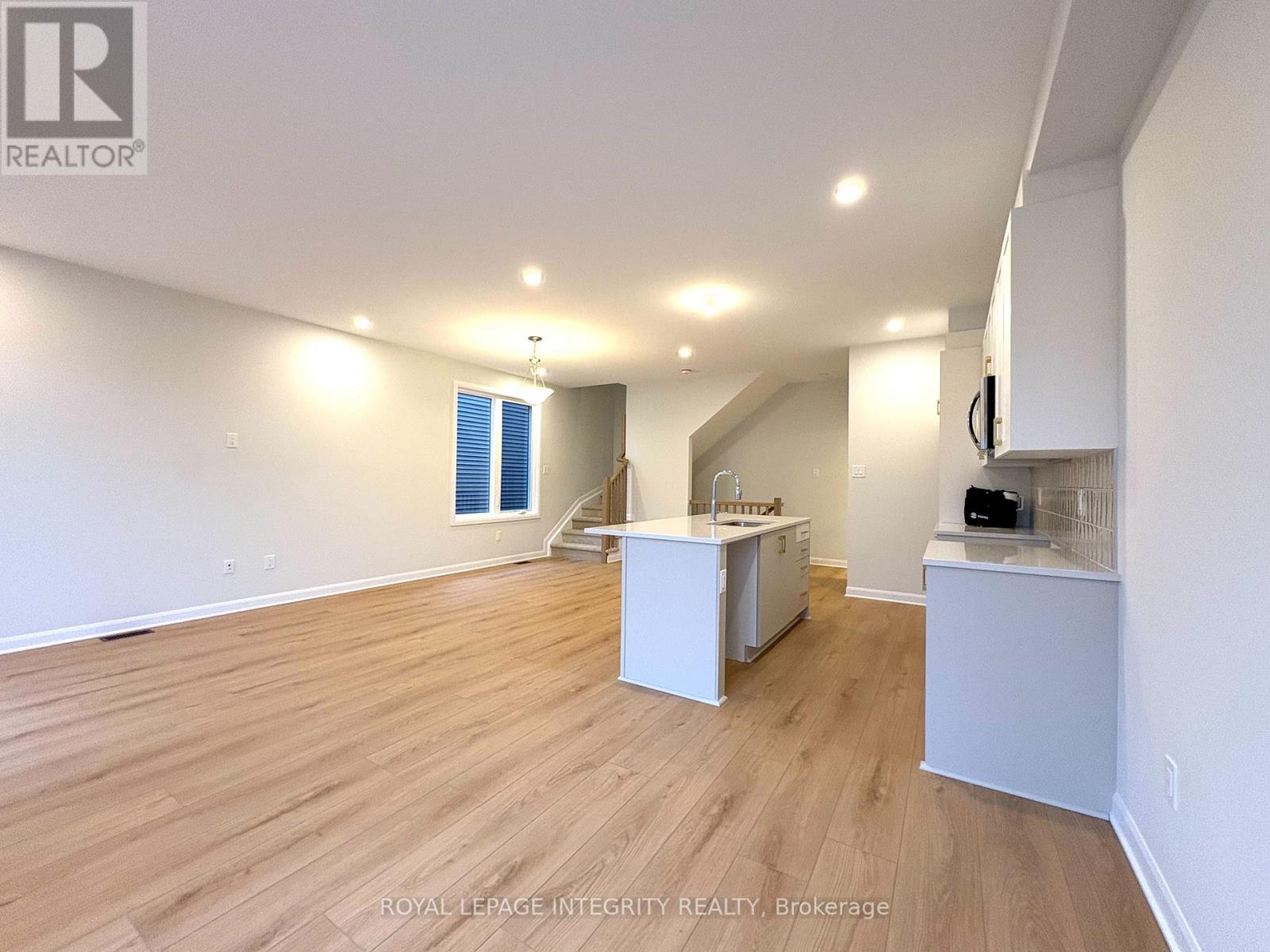 316 Clearpath Private, Ottawa, Ontario  K2T 0S6 - Photo 13 - X12578852