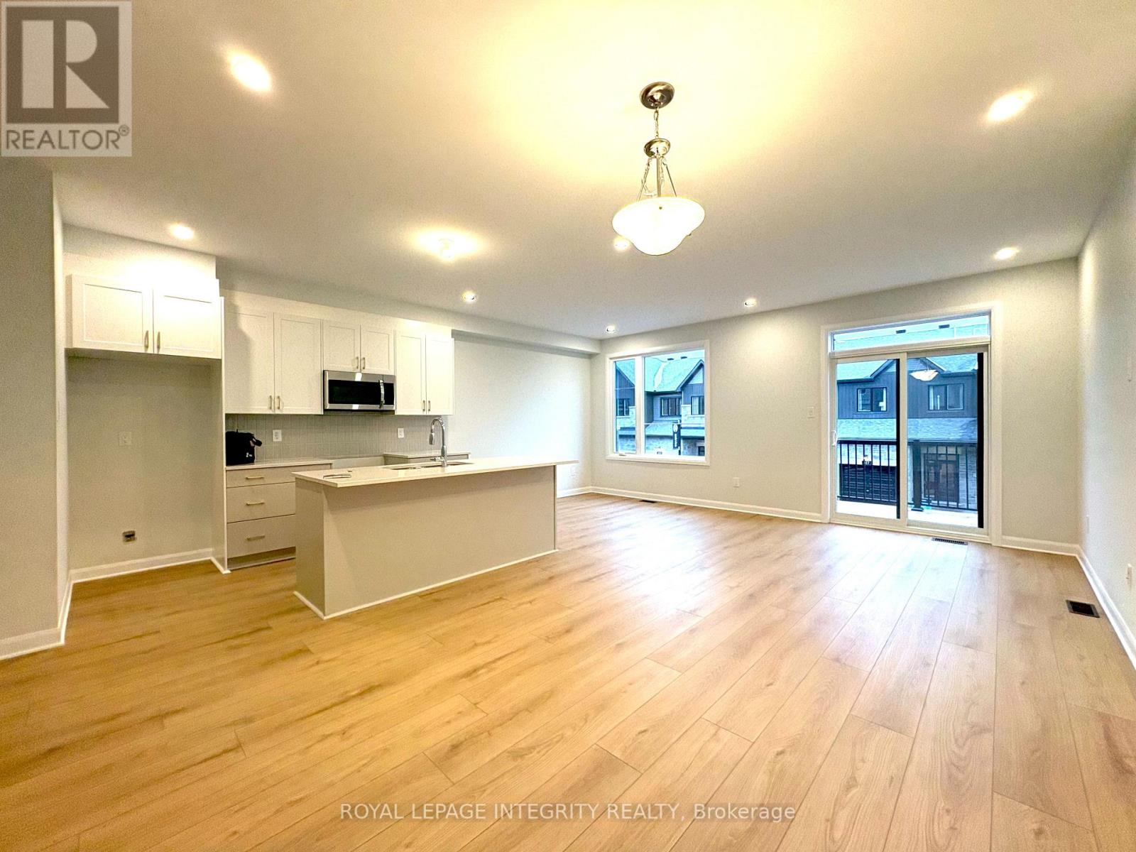 316 Clearpath Private, Ottawa, Ontario  K2T 0S6 - Photo 6 - X12578852