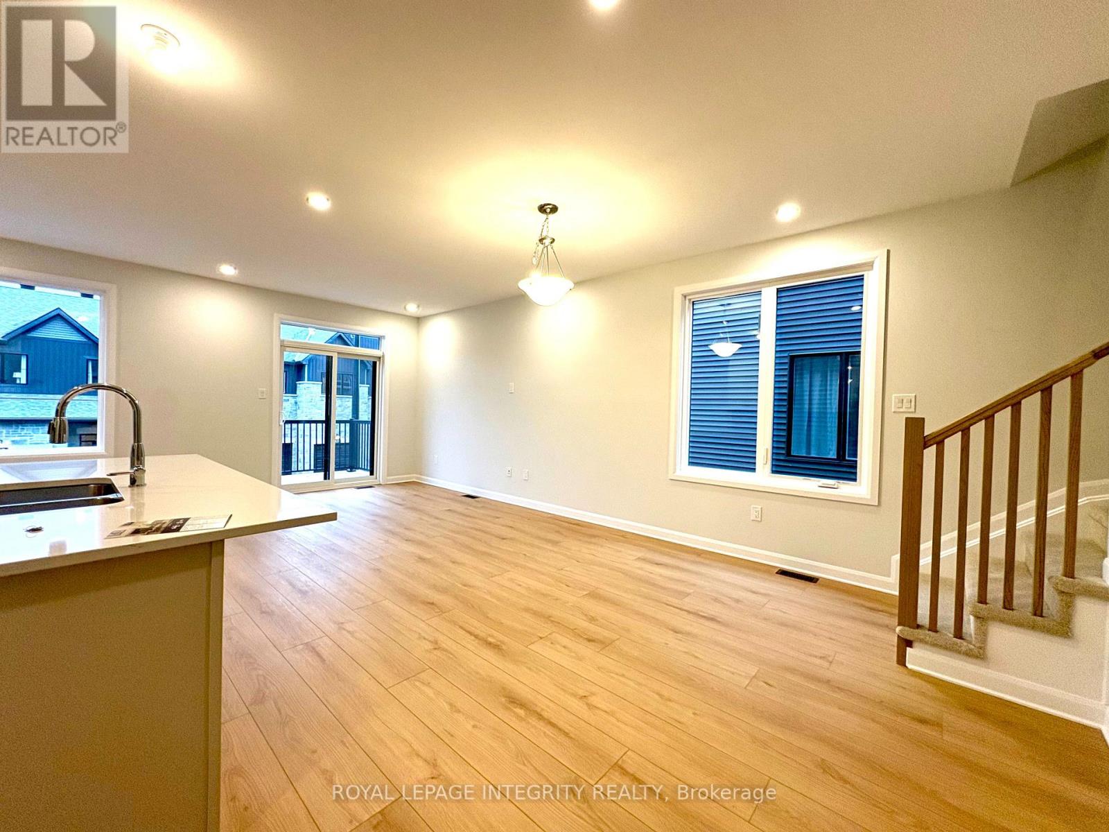 316 Clearpath Private, Ottawa, Ontario  K2T 0S6 - Photo 7 - X12578852