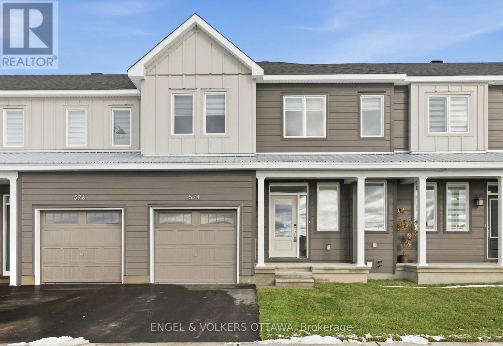 574 Oldenburg Avenue, Ottawa, Ontario  K0A 2Z0 - Photo 1 - X12578876