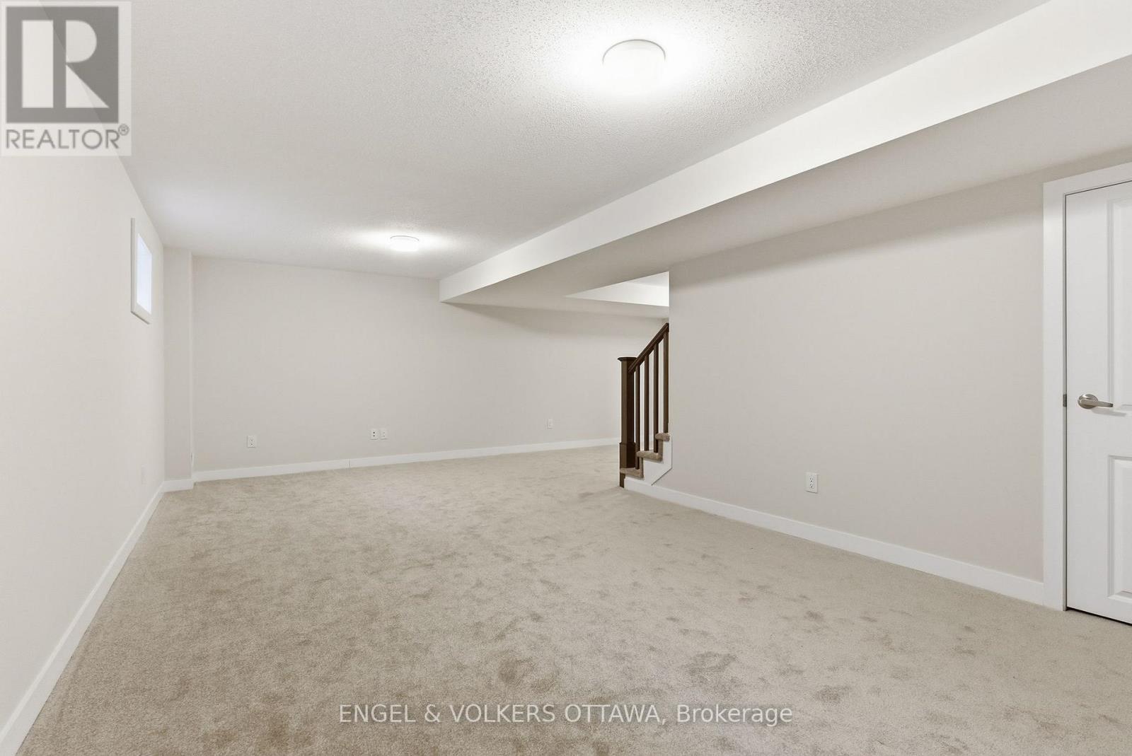 574 Oldenburg Avenue, Ottawa, Ontario  K0A 2Z0 - Photo 38 - X12578876