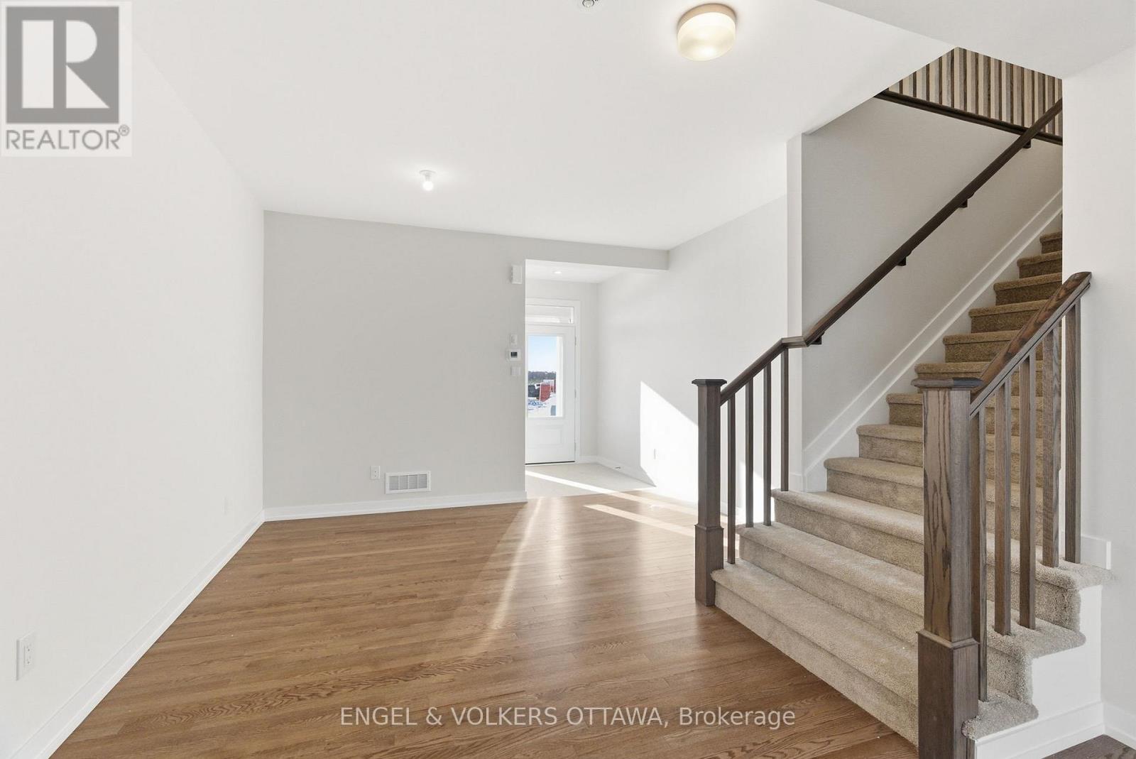 574 Oldenburg Avenue, Ottawa, Ontario  K0A 2Z0 - Photo 8 - X12578876