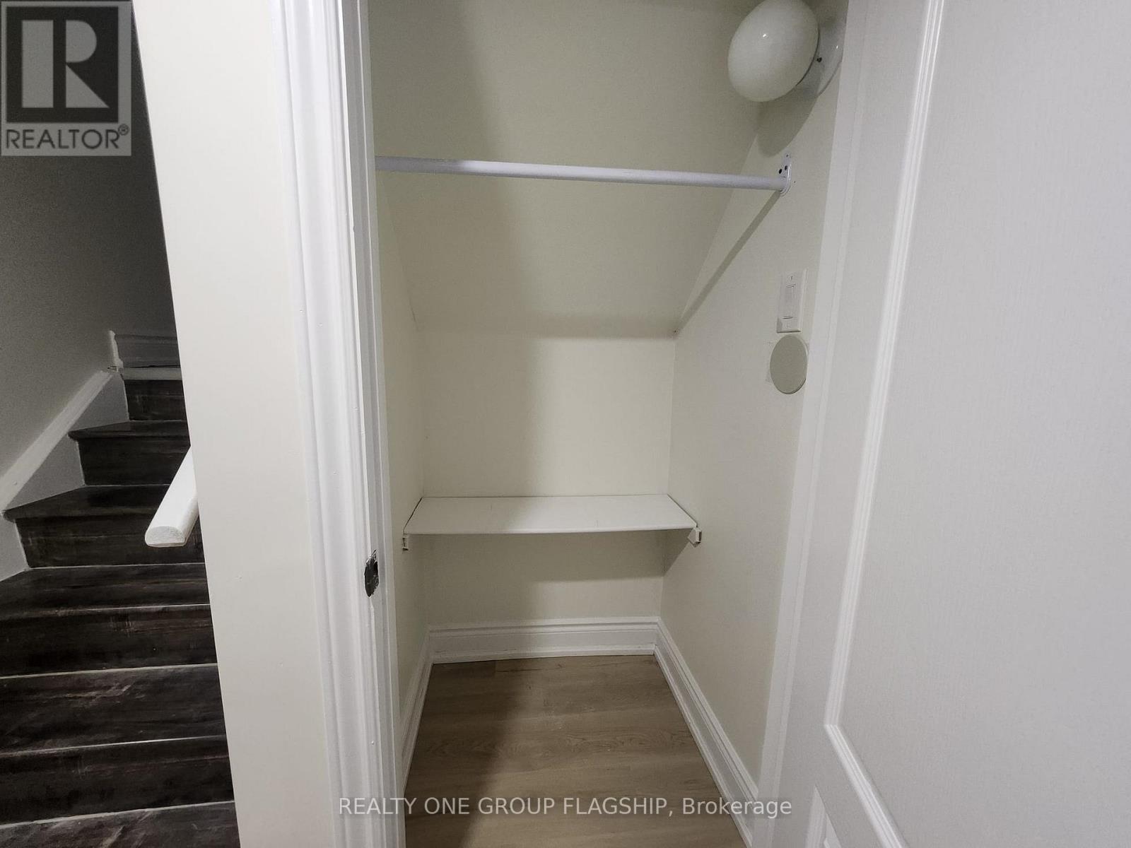 3 Cedarvalley Boulevard, Brampton, Ontario  L7A 1N7 - Photo 2 - W12578564