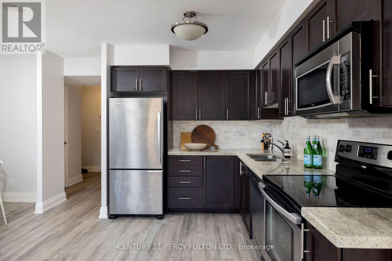 801 - 1 De Boers Drive, Toronto, Ontario  M3J 0G6 - Photo 22 - W12578568