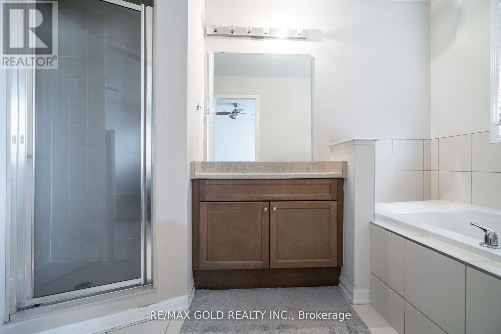 81 Bevington Road, Brampton, Ontario  L7A 0R7 - Photo 14 - W12578572