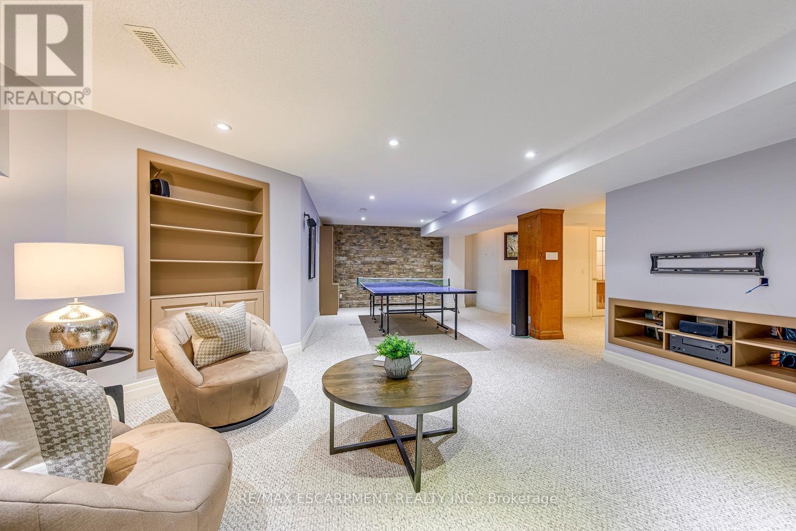 2001 Rosemount Crescent, Oakville, Ontario  L6M 3P5 - Photo 37 - W12578592