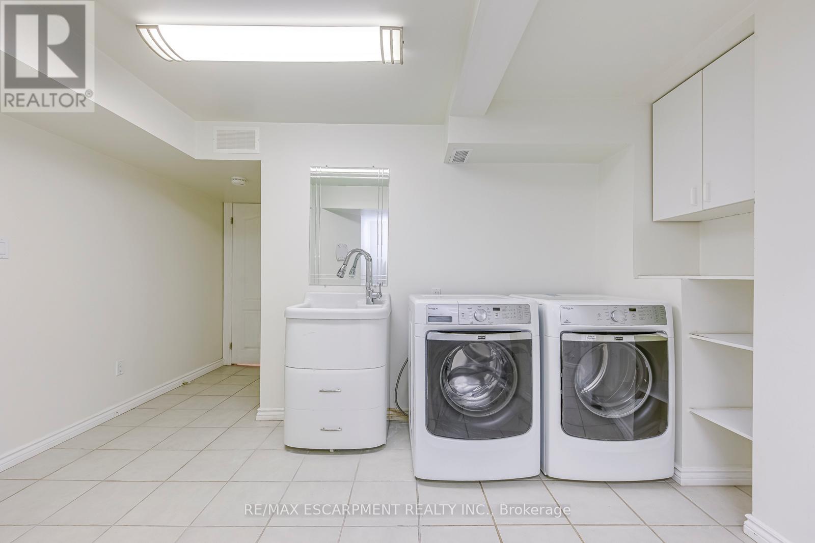 2001 Rosemount Crescent, Oakville, Ontario  L6M 3P5 - Photo 43 - W12578592