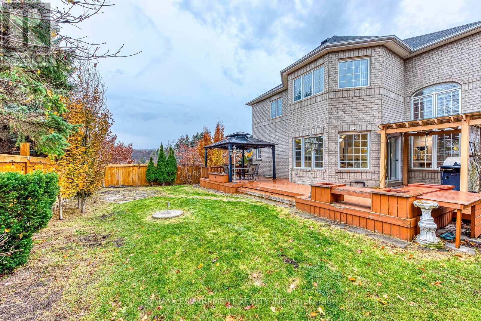 2001 Rosemount Crescent, Oakville, Ontario  L6M 3P5 - Photo 44 - W12578592