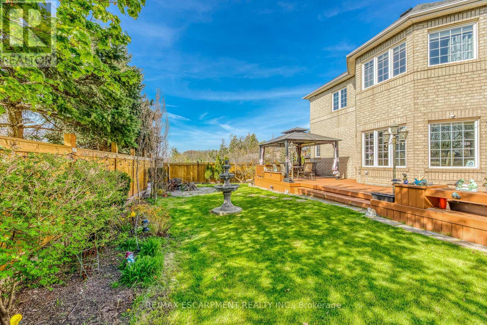 2001 Rosemount Crescent, Oakville, Ontario  L6M 3P5 - Photo 45 - W12578592