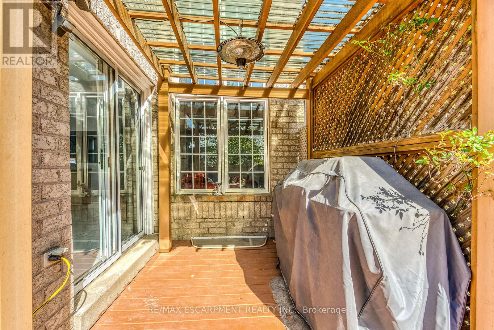 2001 Rosemount Crescent, Oakville, Ontario  L6M 3P5 - Photo 48 - W12578592