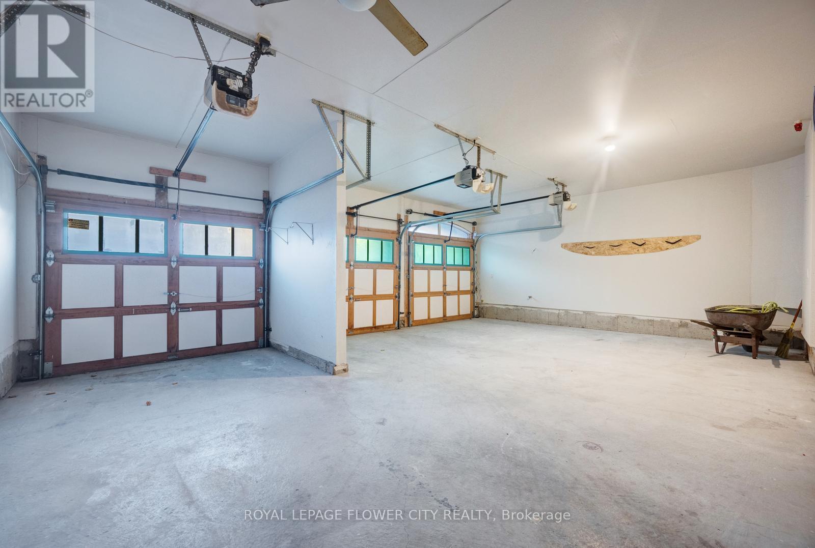 7 Tonalite Road, Brampton, Ontario  L6P 3Y6 - Photo 3 - W12578594