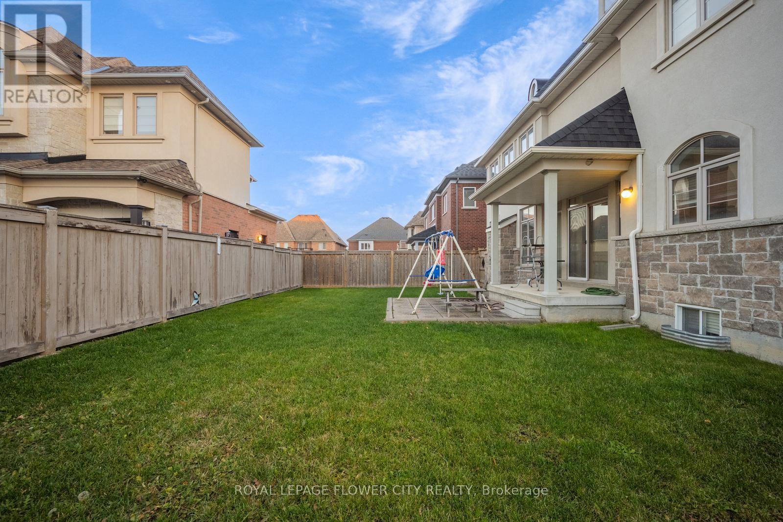 7 Tonalite Road, Brampton, Ontario  L6P 3Y6 - Photo 46 - W12578594