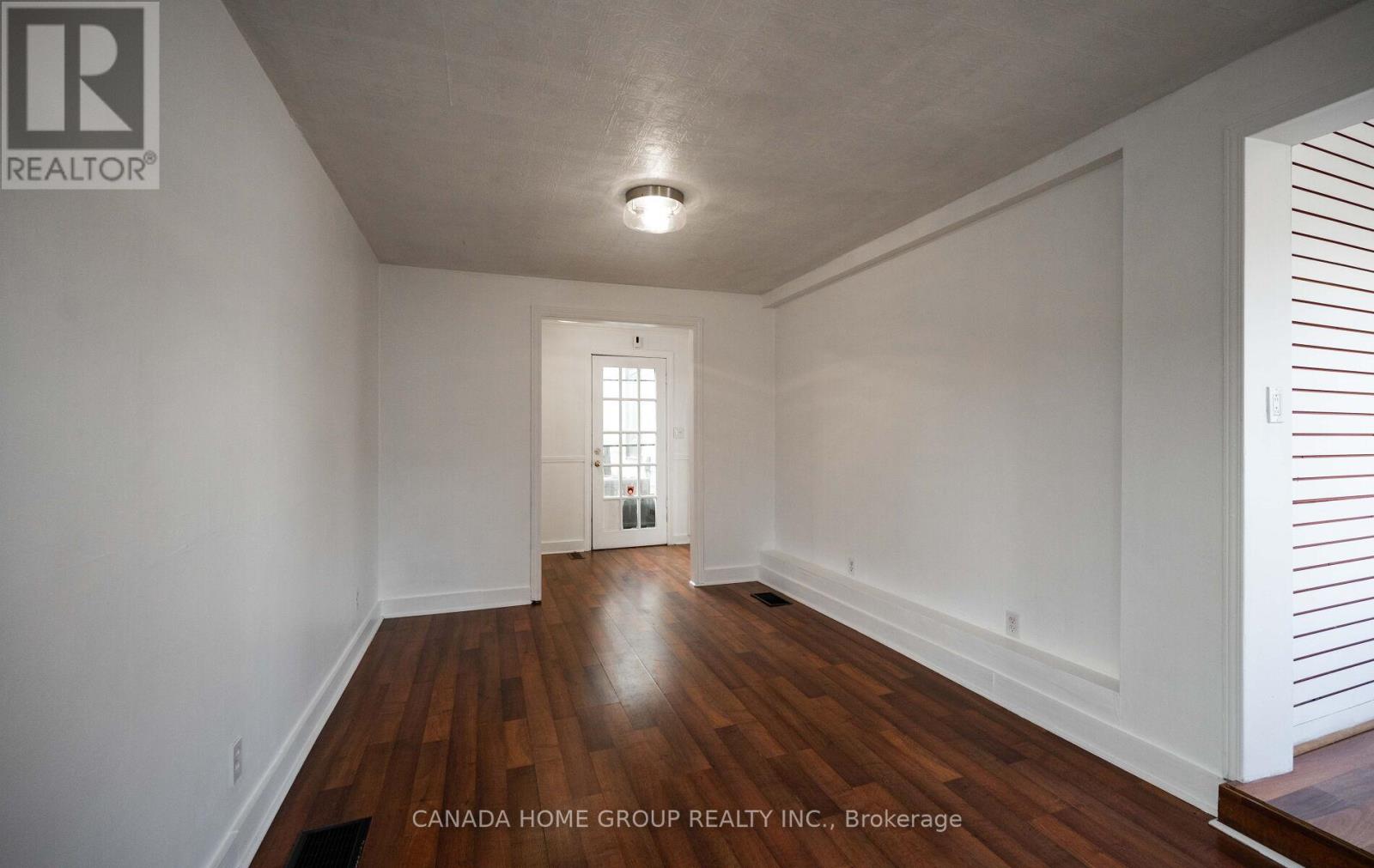 30 Main Street N, Milton, Ontario  L0P 1B0 - Photo 12 - W12578598