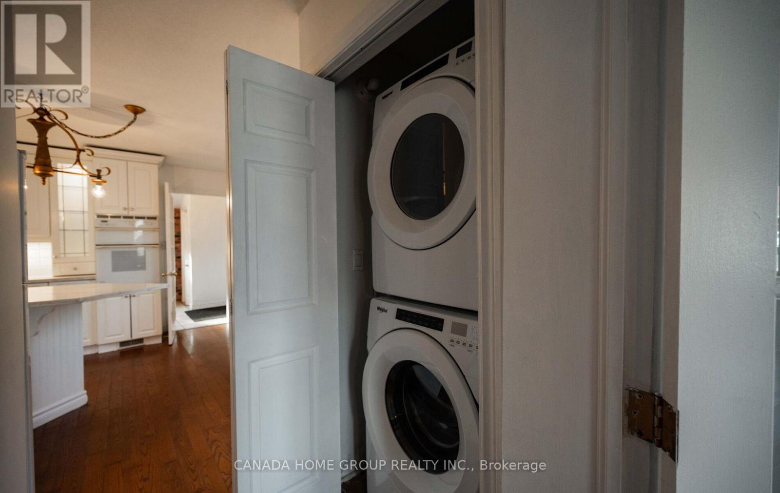 30 Main Street N, Milton, Ontario  L0P 1B0 - Photo 15 - W12578598