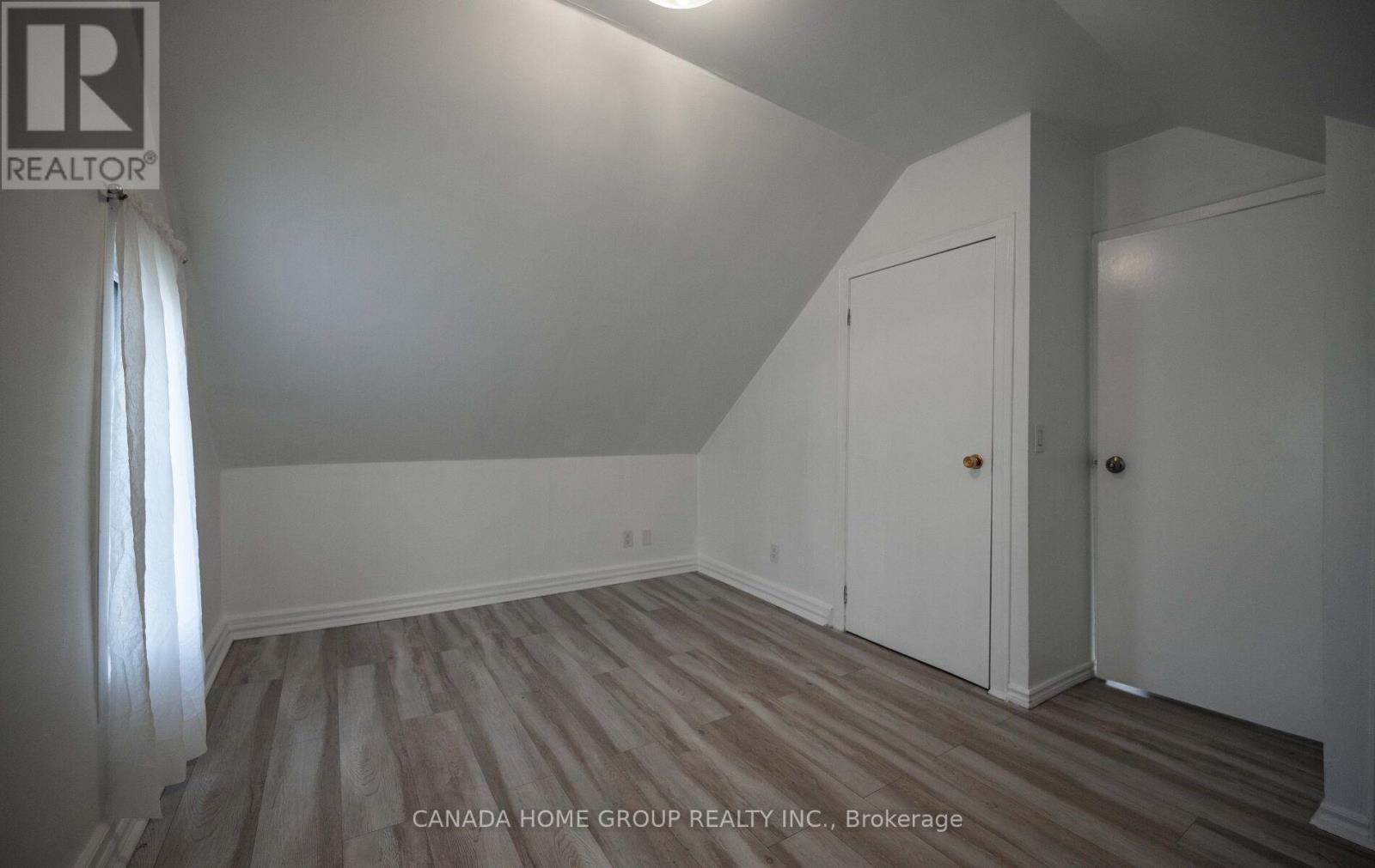 30 Main Street N, Milton, Ontario  L0P 1B0 - Photo 16 - W12578598