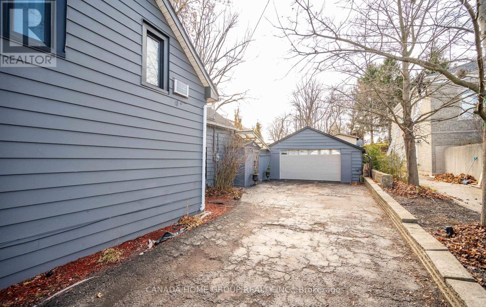 30 Main Street N, Milton, Ontario  L0P 1B0 - Photo 29 - W12578598