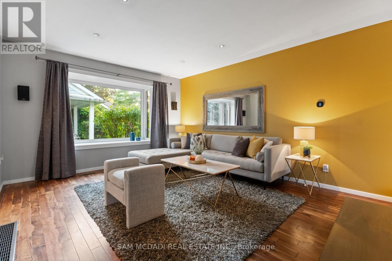 2480 Parmeer Drive, Mississauga, Ontario  L5C 2Y2 - Photo 15 - W12578600