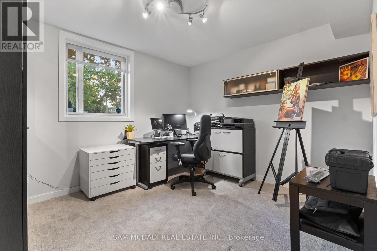 2480 Parmeer Drive, Mississauga, Ontario  L5C 2Y2 - Photo 28 - W12578600