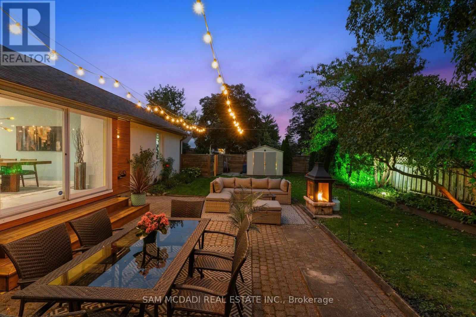 2480 Parmeer Drive, Mississauga, Ontario  L5C 2Y2 - Photo 35 - W12578600