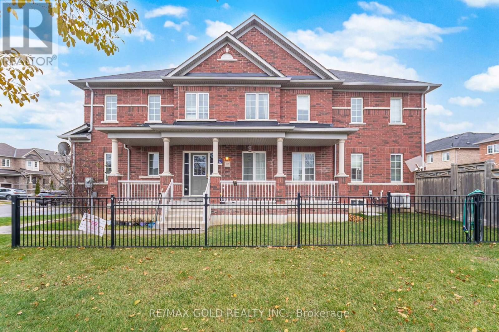 92 BELLCHASE TRAIL, Brampton, Ontario