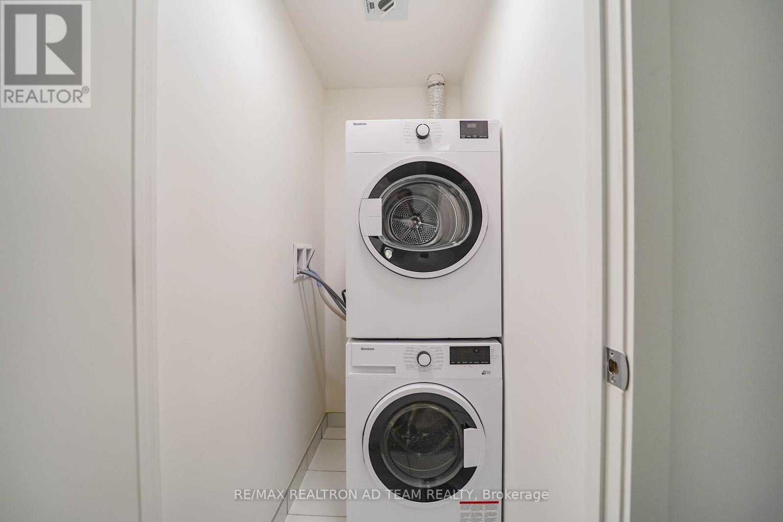 1110 - 3079 Trafalgar Road, Oakville, Ontario  L6H 8C5 - Photo 8 - W12578630