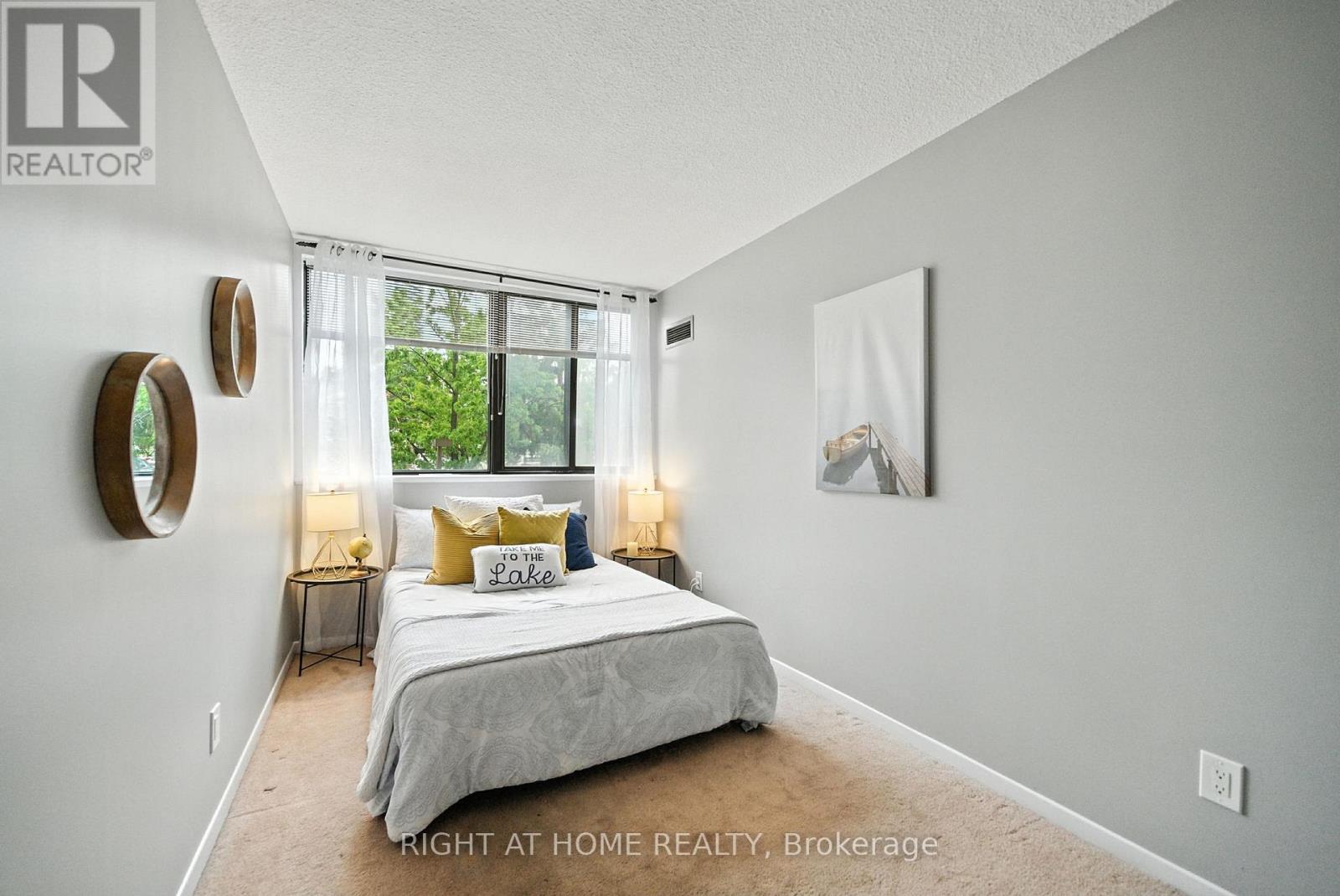 201 - 200 Robert Speck Parkway, Mississauga, Ontario  L4Z 1S3 - Photo 17 - W12578638