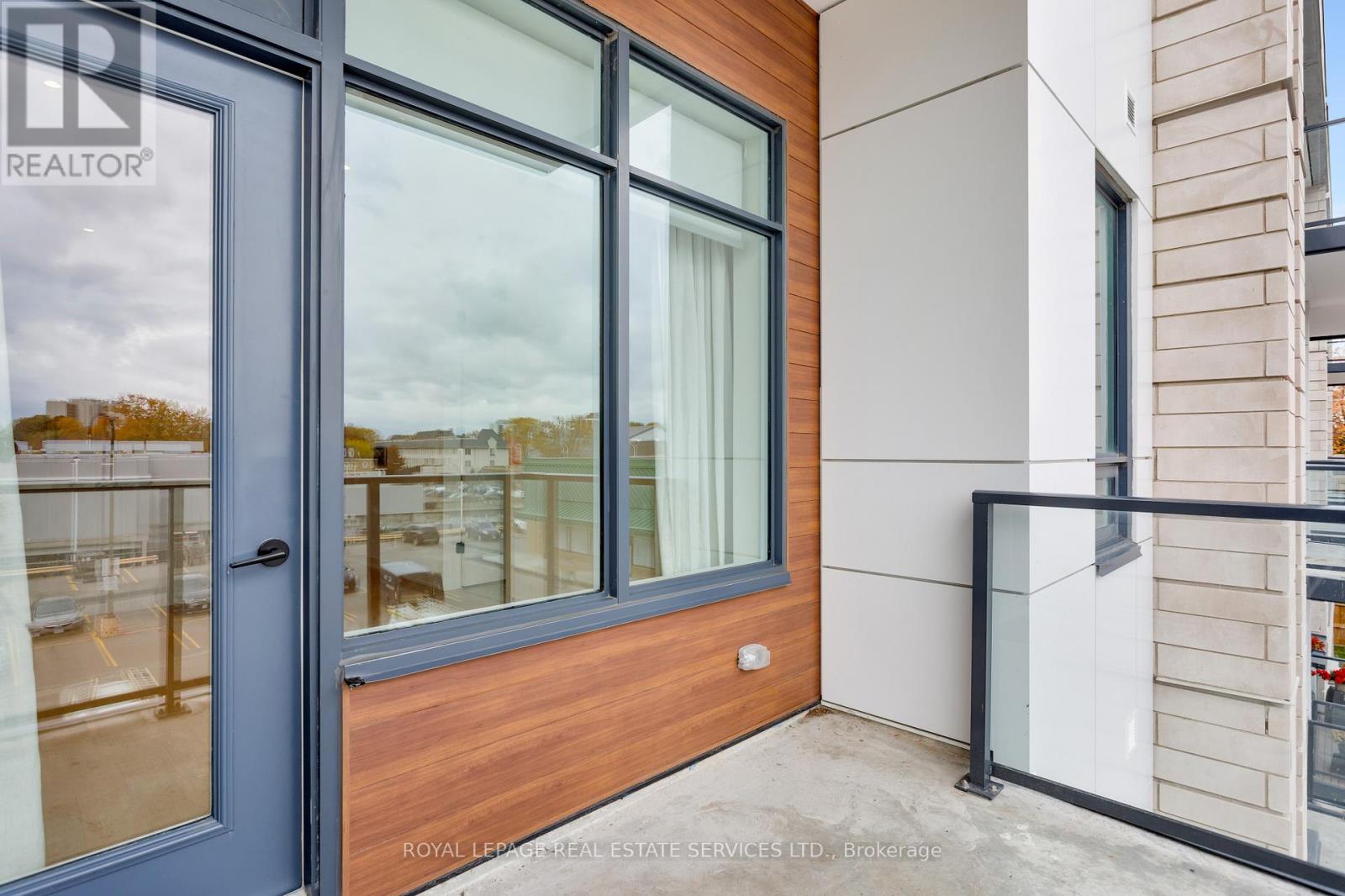 307 - 123 Maurice Drive, Oakville, Ontario  L6K 2W6 - Photo 16 - W12578646