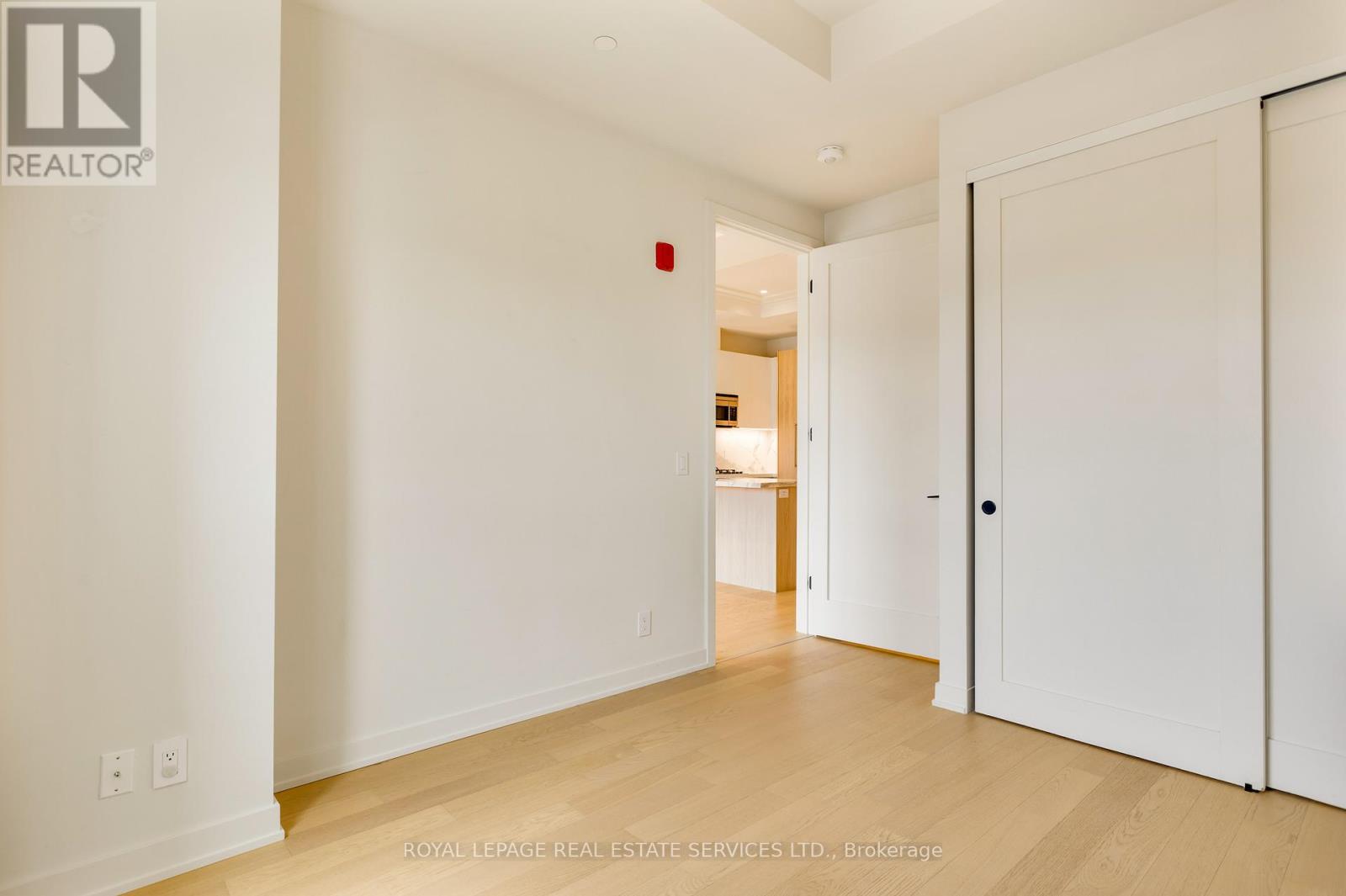 307 - 123 Maurice Drive, Oakville, Ontario  L6K 2W6 - Photo 20 - W12578646