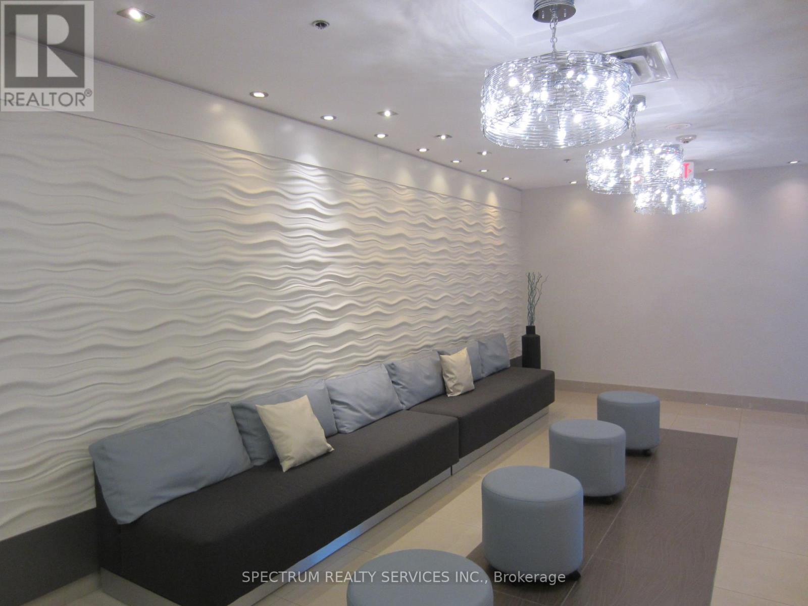 508 - 3865 Lake Shore Boulevard W, Toronto, Ontario  M8W 0A2 - Photo 2 - W12578662