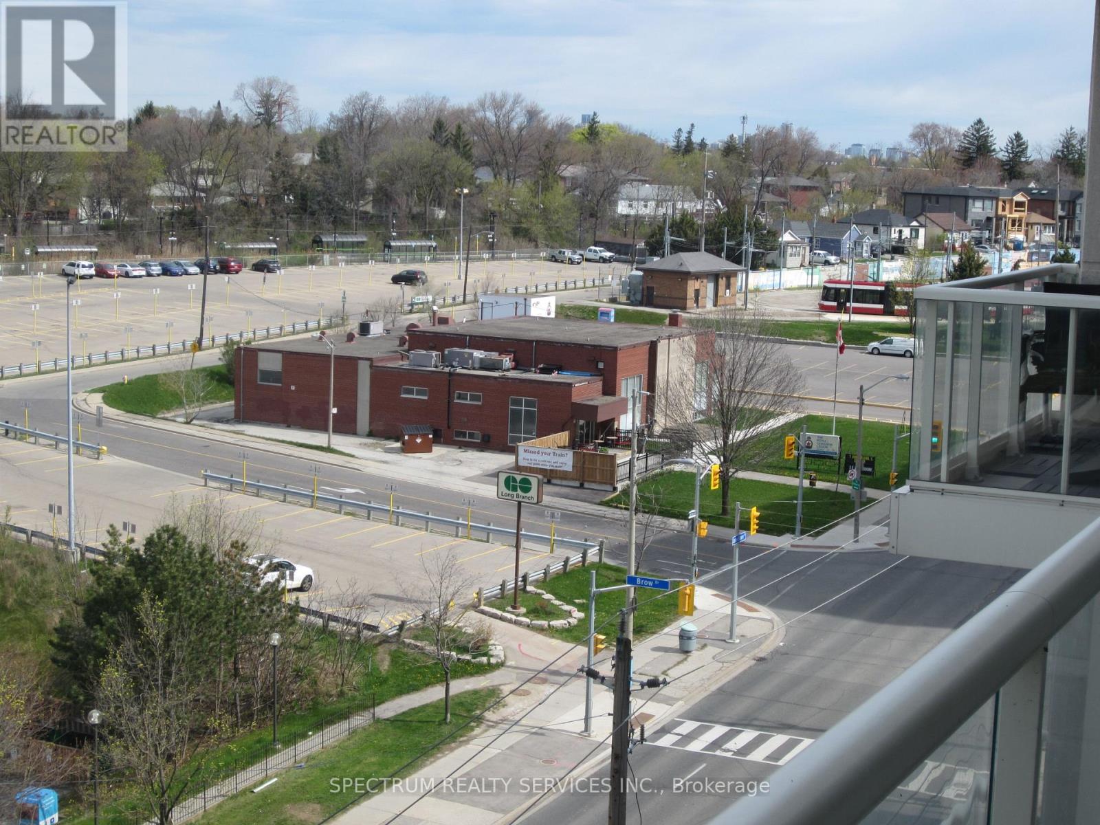 508 - 3865 Lake Shore Boulevard W, Toronto, Ontario  M8W 0A2 - Photo 3 - W12578662