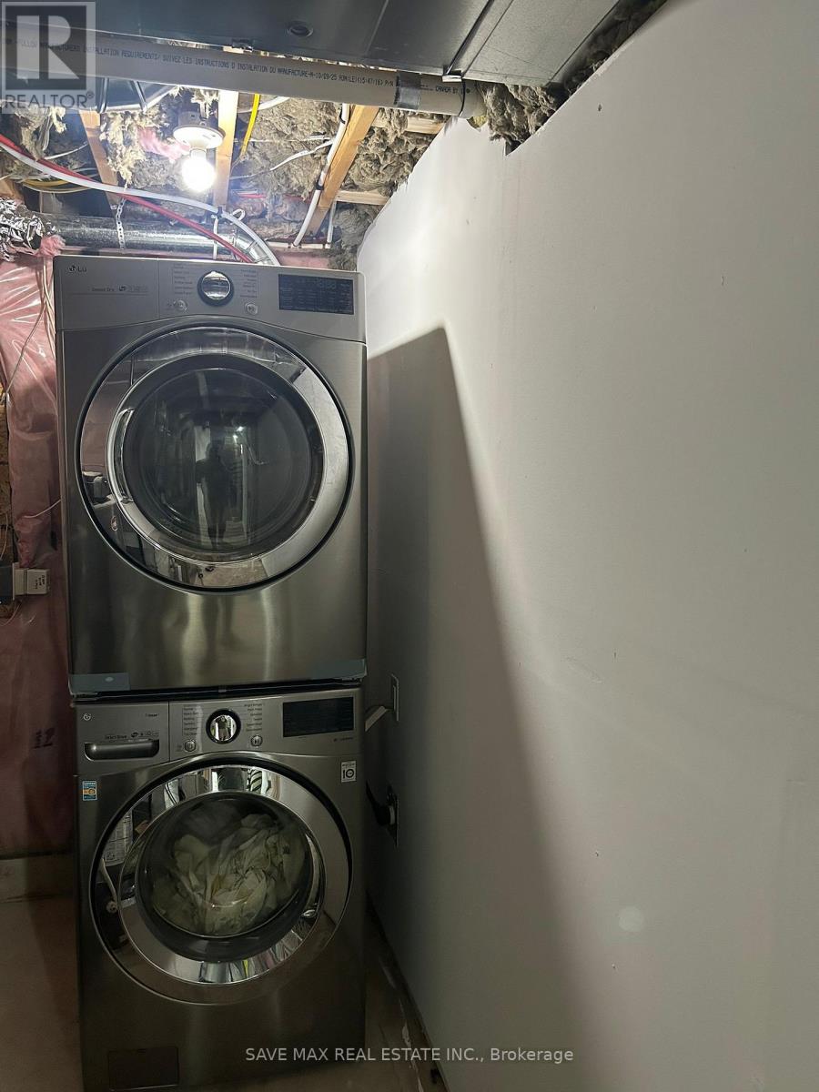 23 Bleasdale Avenue, Brampton, Ontario  L7A 0R1 - Photo 11 - W12578678