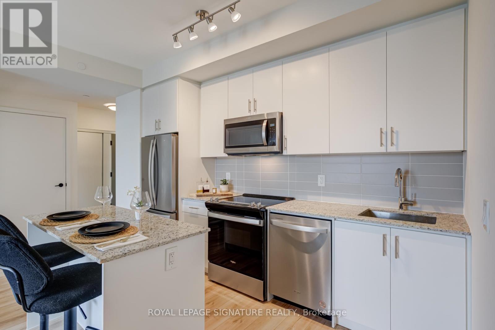 503 - 335 Wheat Boom Drive, Oakville, Ontario  L6H 7Y1 - Photo 10 - W12578680