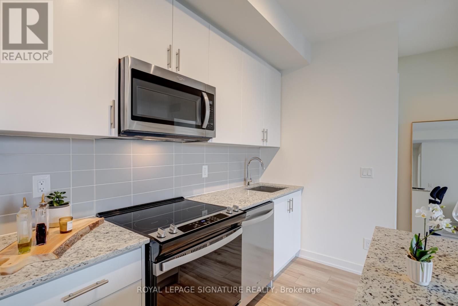 503 - 335 Wheat Boom Drive, Oakville, Ontario  L6H 7Y1 - Photo 12 - W12578680